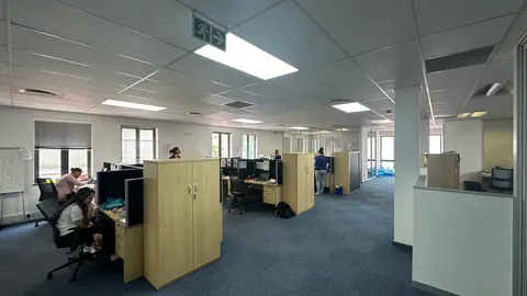 9 Boundary Rd, Century City